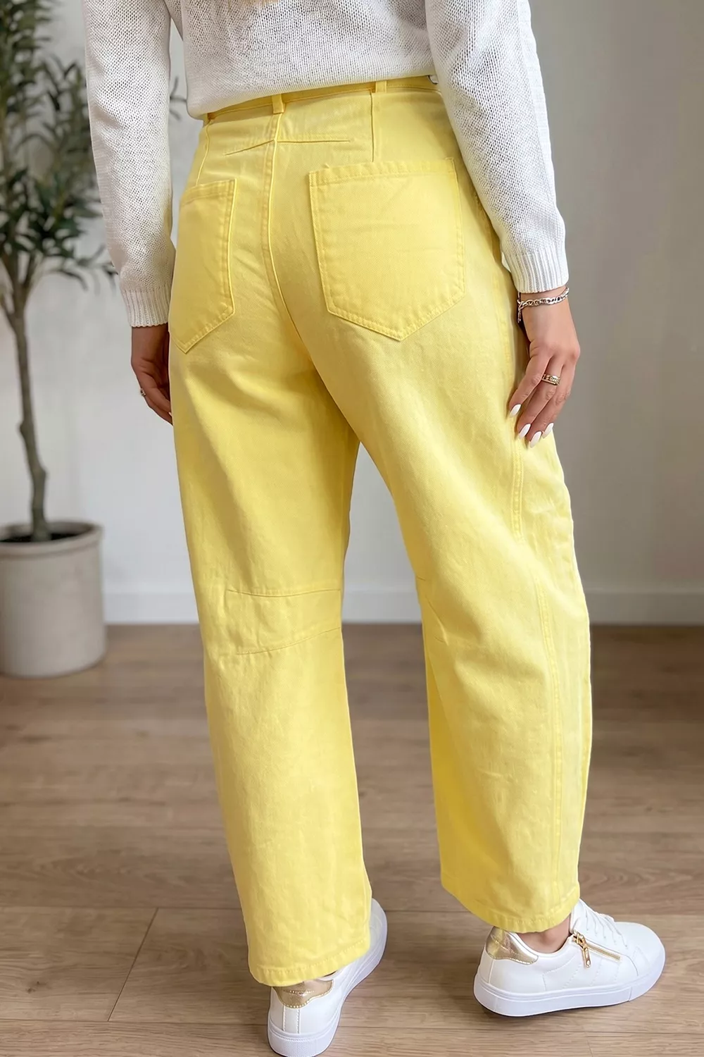 Wide-Leg Drawstring Jeans, image 9