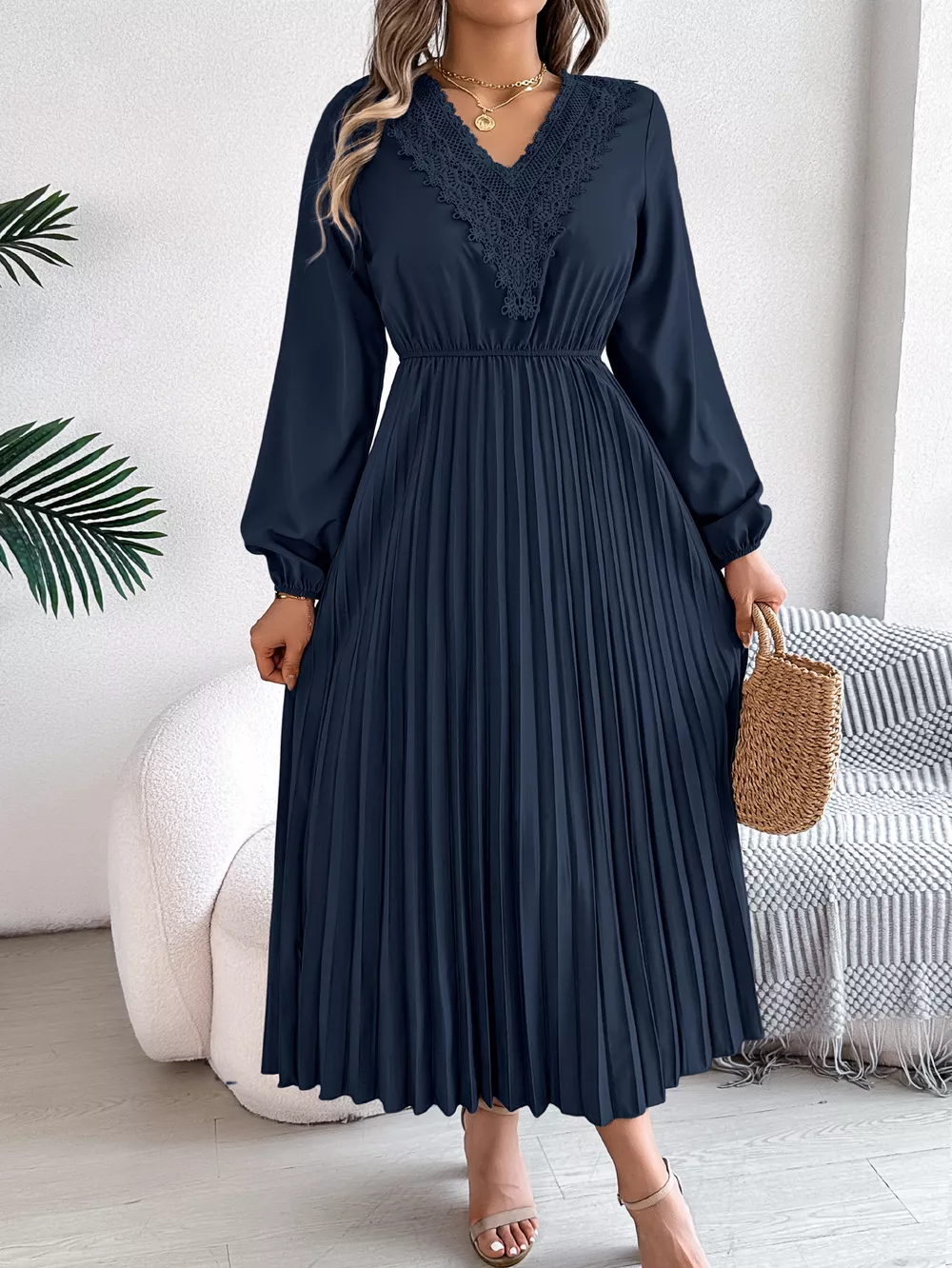 Lace Detail V-Neck Pleated Dress, image 19