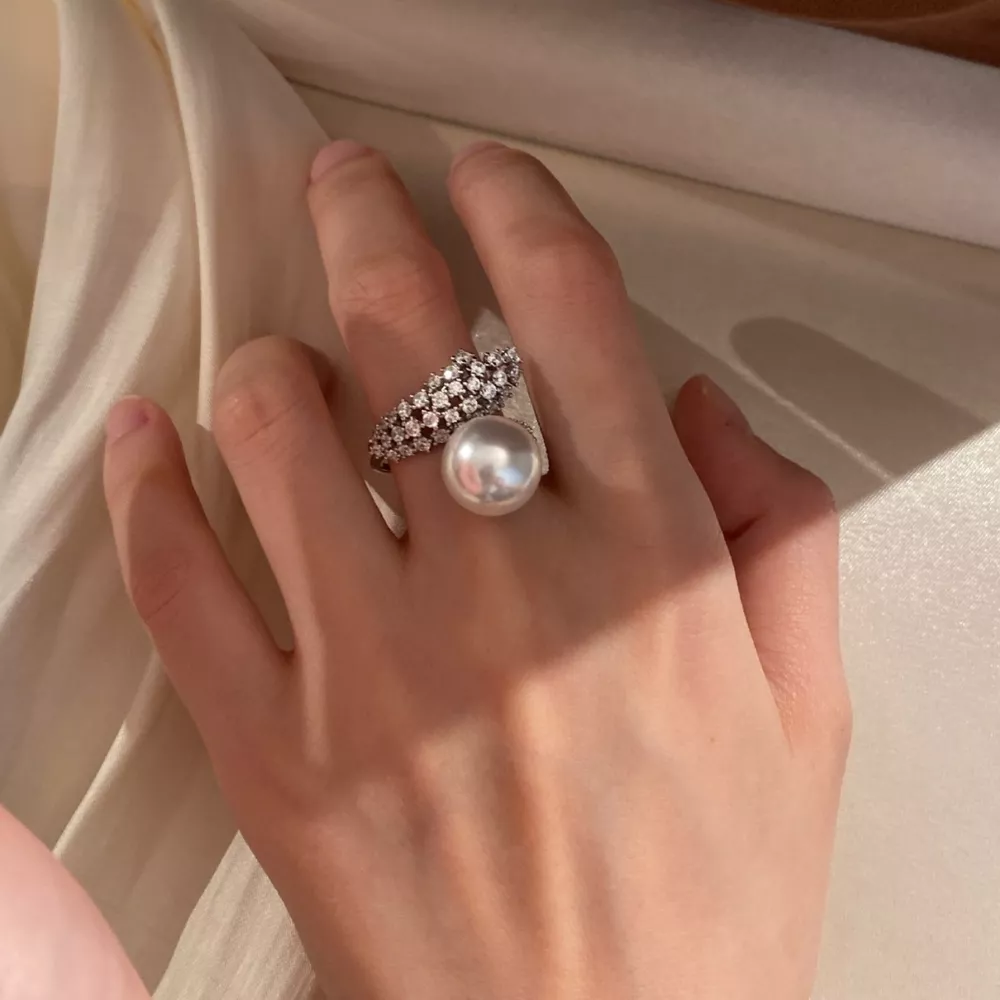 925 Sterling Silver Pearl Bypass Ring