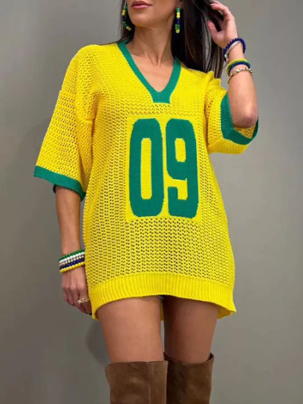 World Cup V-Neck Oversize Sweater, image 3
