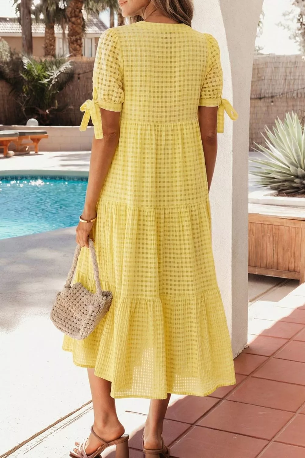 Gingham Textured Bow Tie Short Sleeve Tiered Midi Dress, image 3