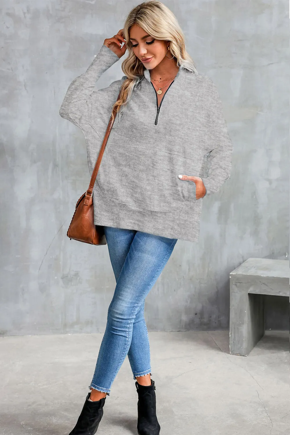 Half Zip Pocketed Dropped Shoulder Sweatshirt, image 3