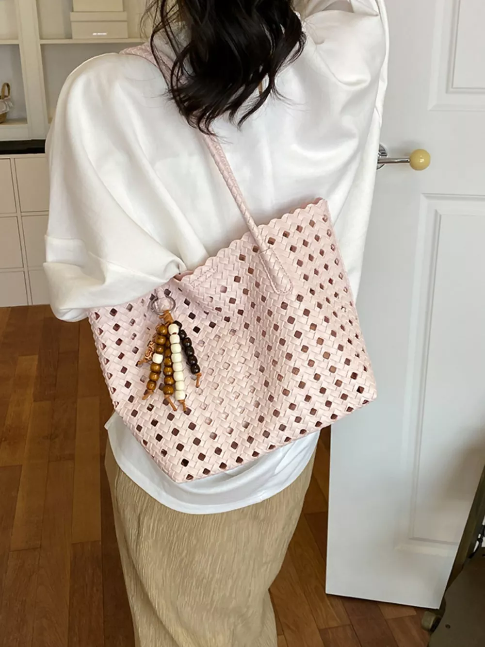Woven Hollow-Out Shoulder Bag, image 4