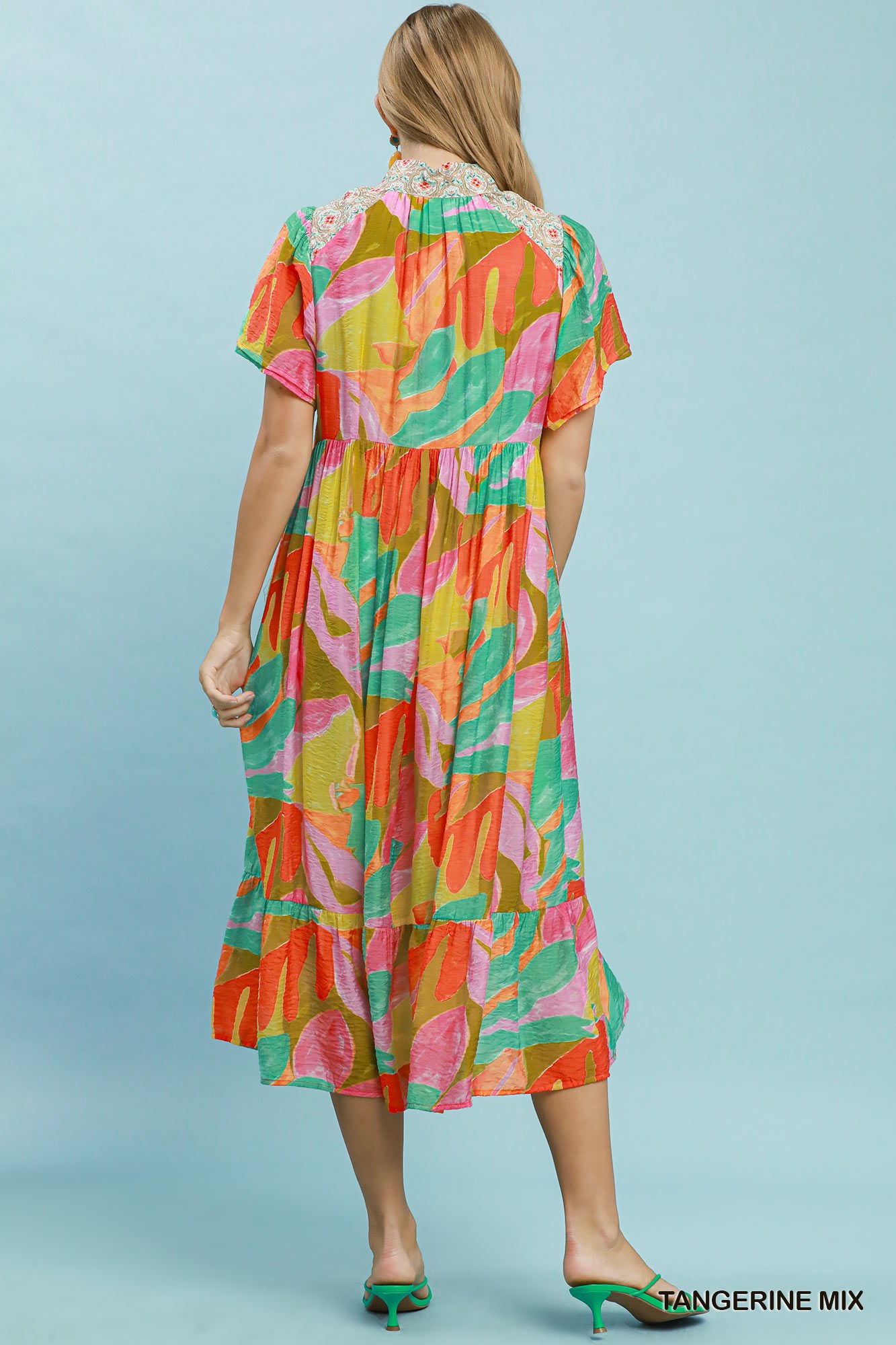 Abstract Tropical Print Tiered Midi Dress, image 3