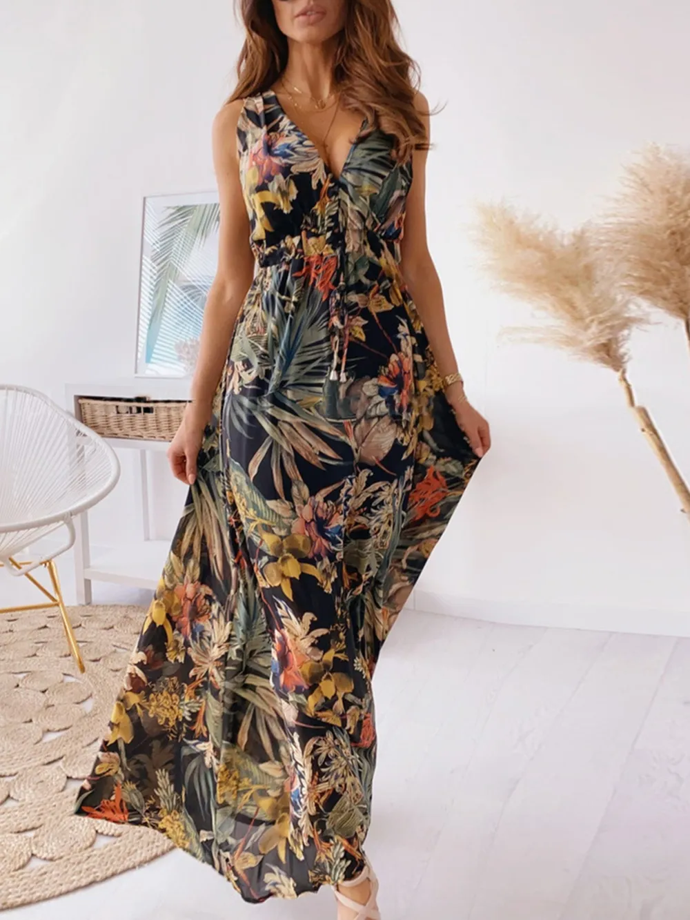 Leaf Print Sleeveless Maxi Dress