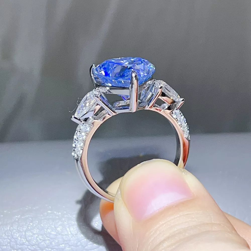 6 Carat 925 Sterling Silver Moissanite Heart Ring, image 3
