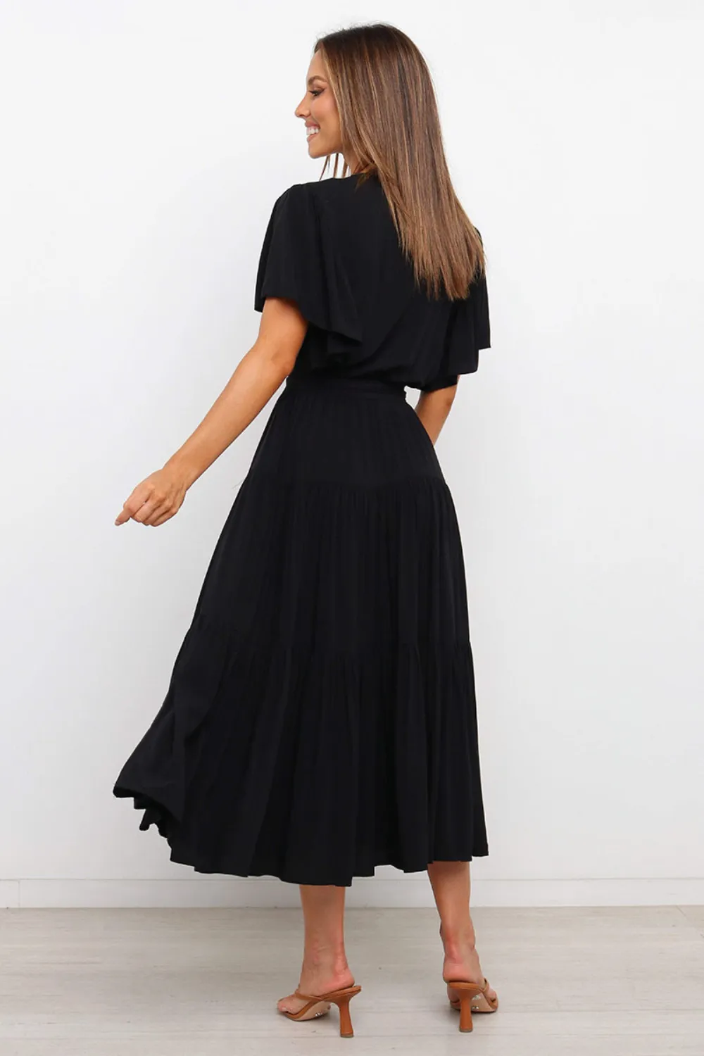 Front Tie Short Sleeve Tiered Midi Dress, image 5