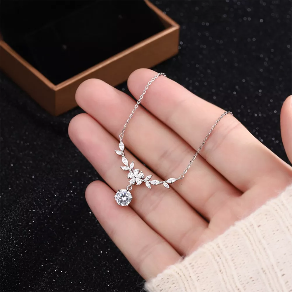 1 Carat Moissanite 925 Sterling Silver Leaf Flower Necklace, image 2