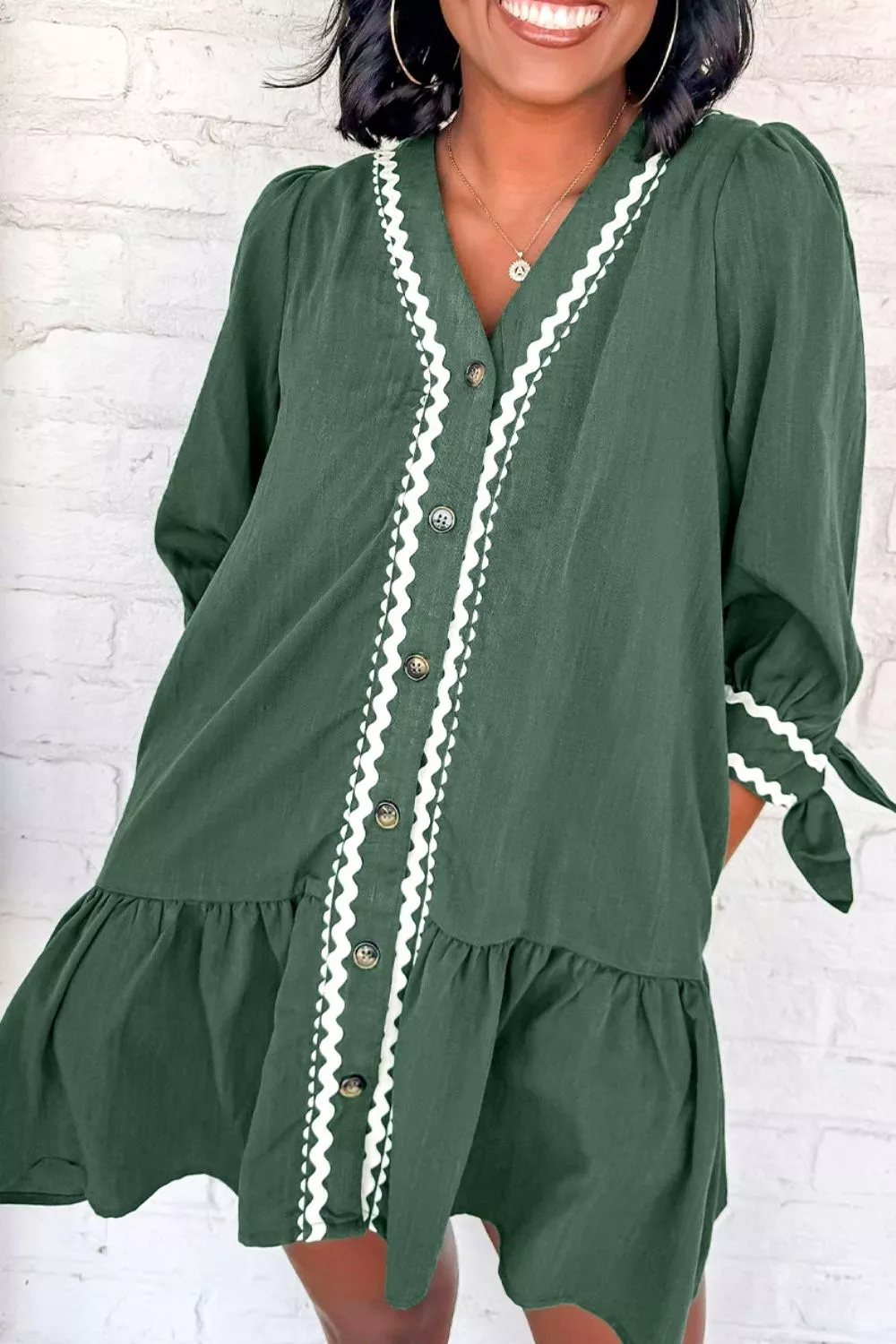 Contrast Ricrac Trim Button V Neck Knotted Bracelet Sleeve Shift Dress, image 2