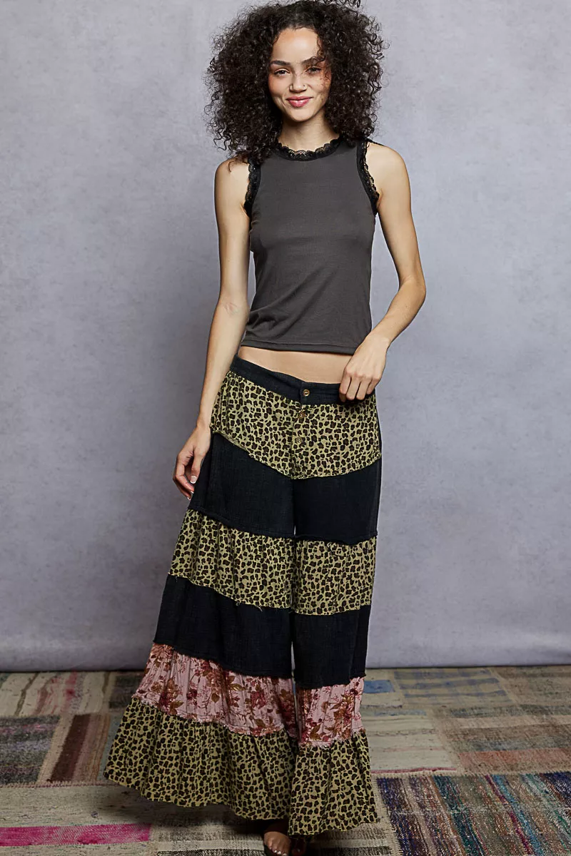 Round Neck Cropped Tank with Lace Trim, image 3