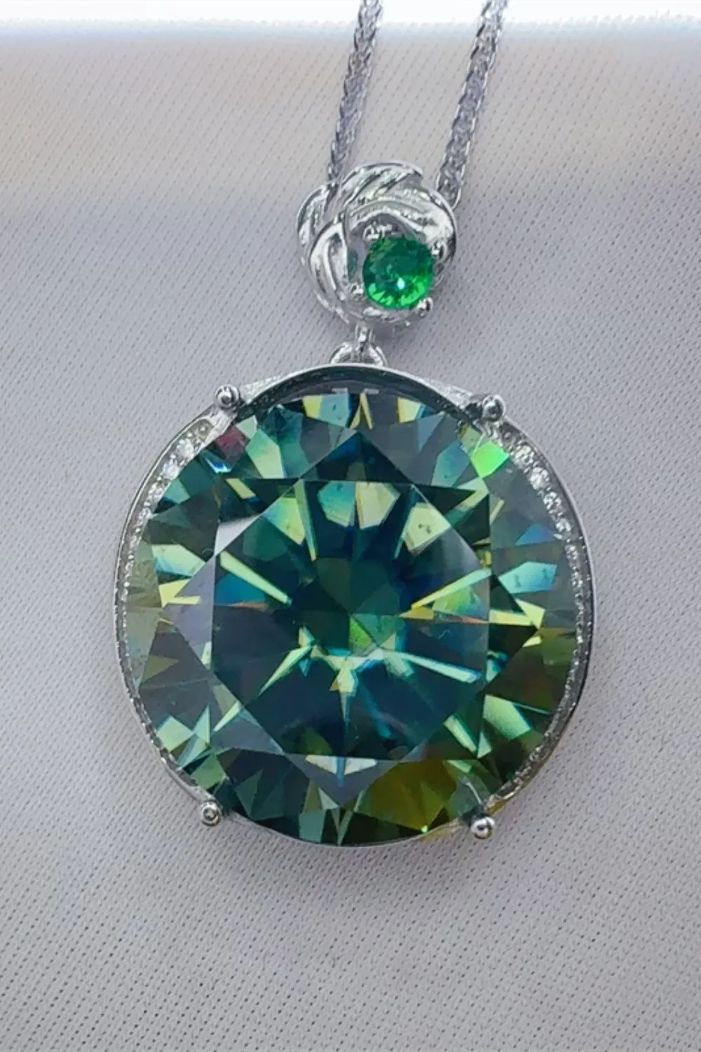 20 Carat Moissanite 925 Sterling Silver Pendant Necklace, image 3