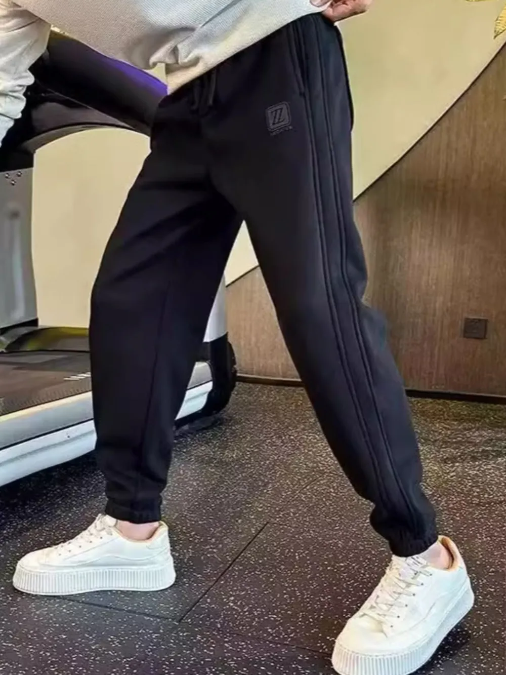 Men's Drawstring Loose Fit Joggers, image 4