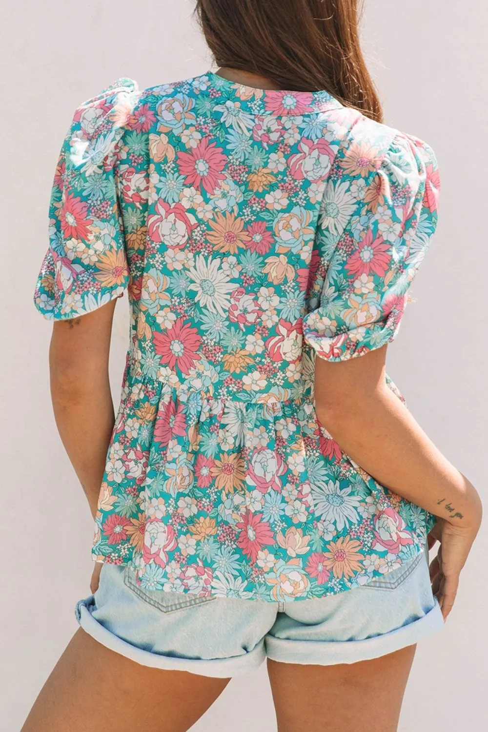 Multicolour Notched Neck Puff Short Sleeve Floral Blouse, image 3