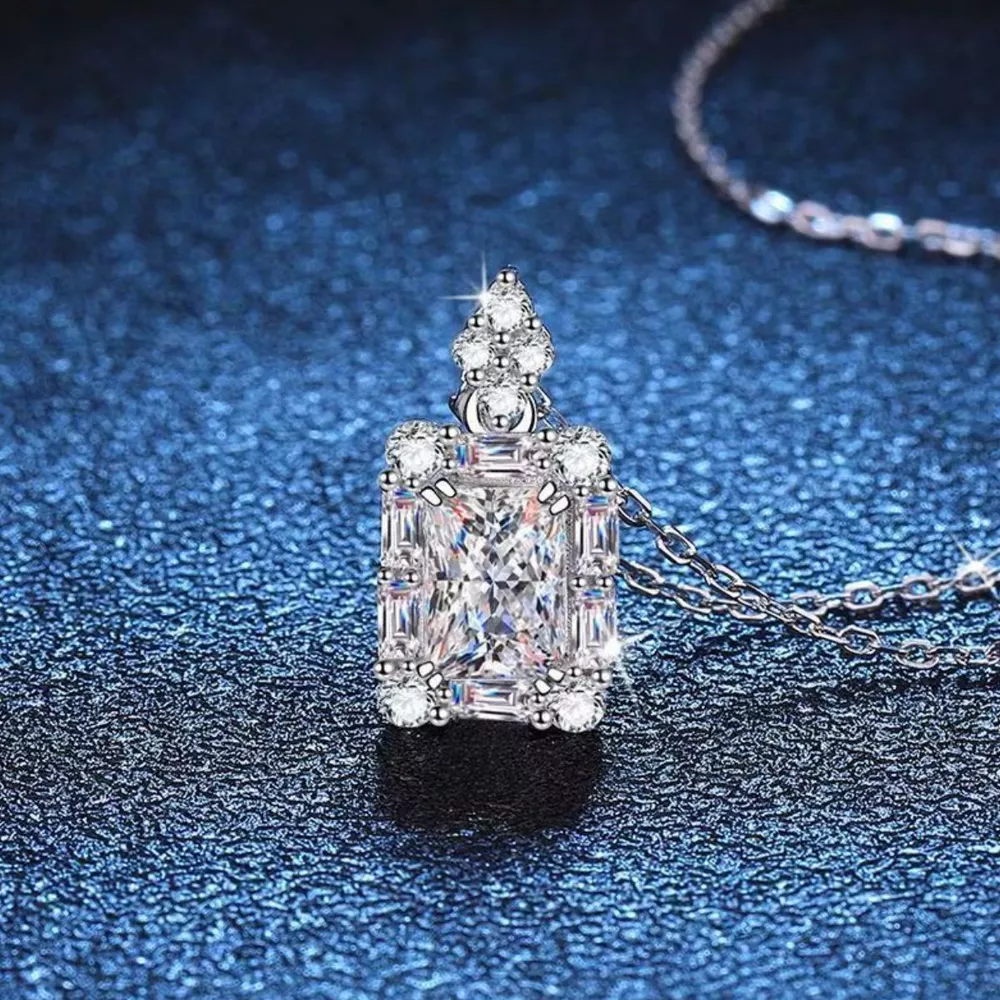 1 Carat 925 Sterling Silver Moissanite Pendant Necklace