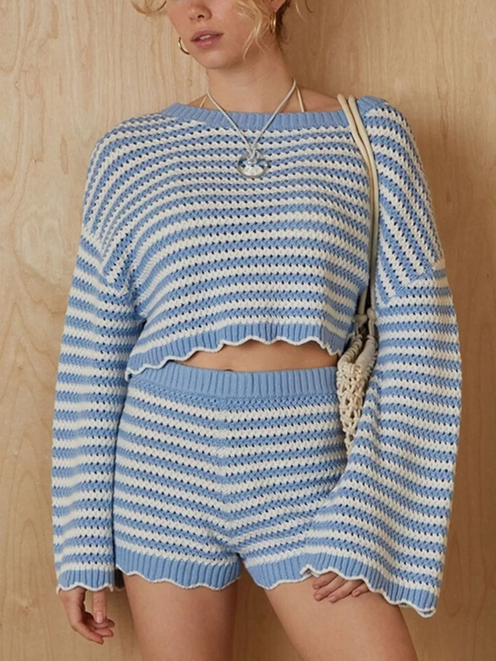 Scalloped Edges Striped Top and Shorts Set, image 2