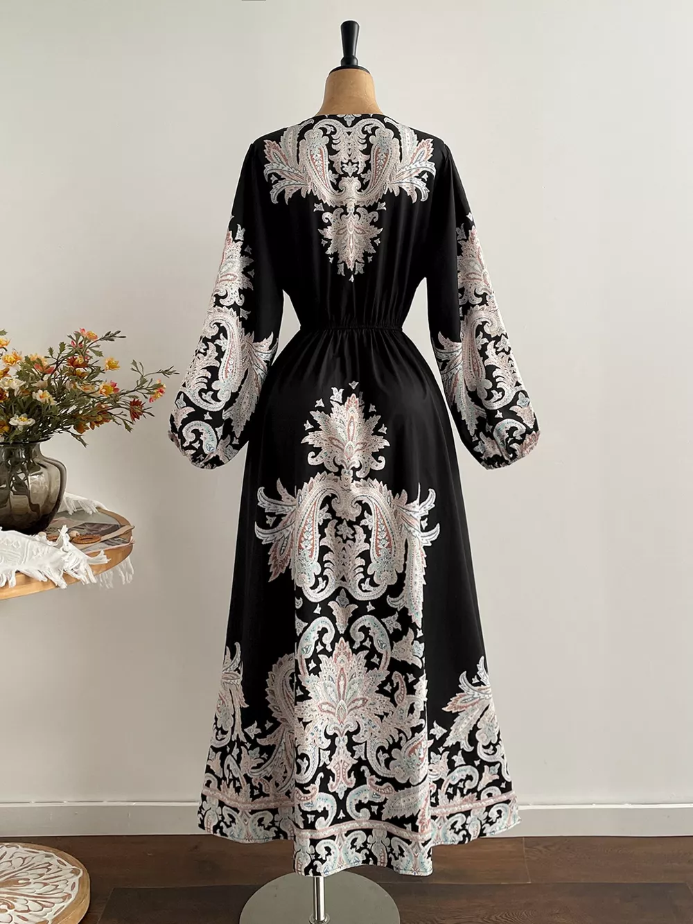 Plus Size Printed V-Neck Balloon Sleeve Dress, image 5