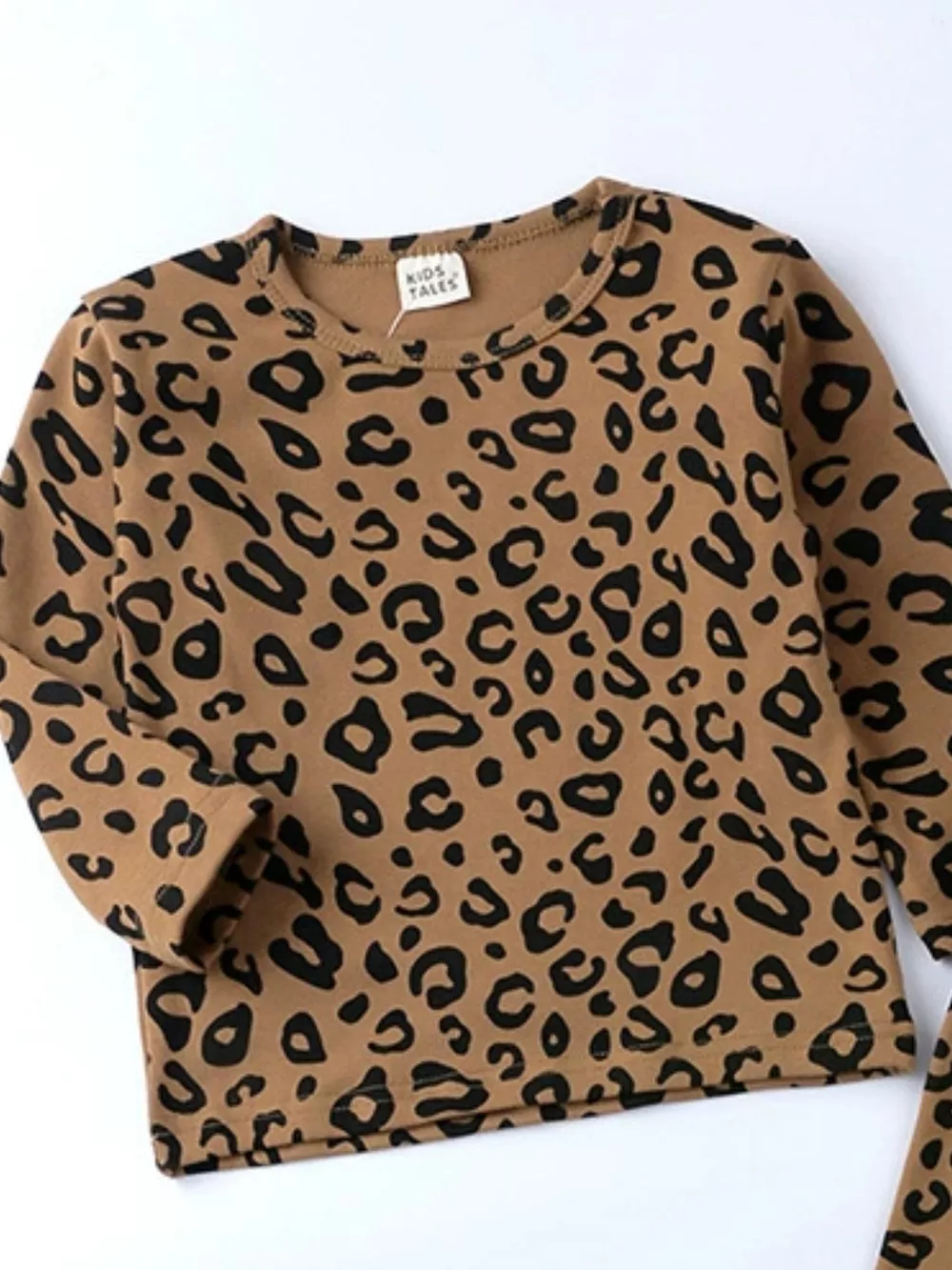 Children's Leopard Print Long Sleeve Top and Pants Set, image 9