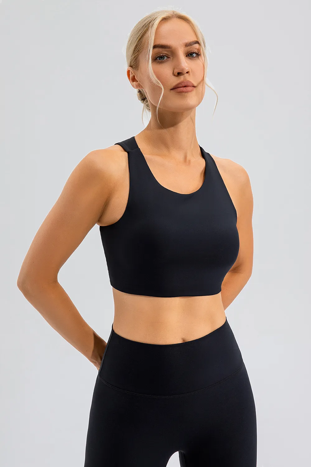Round Neck Cutout Cropped Active Tank, image 3