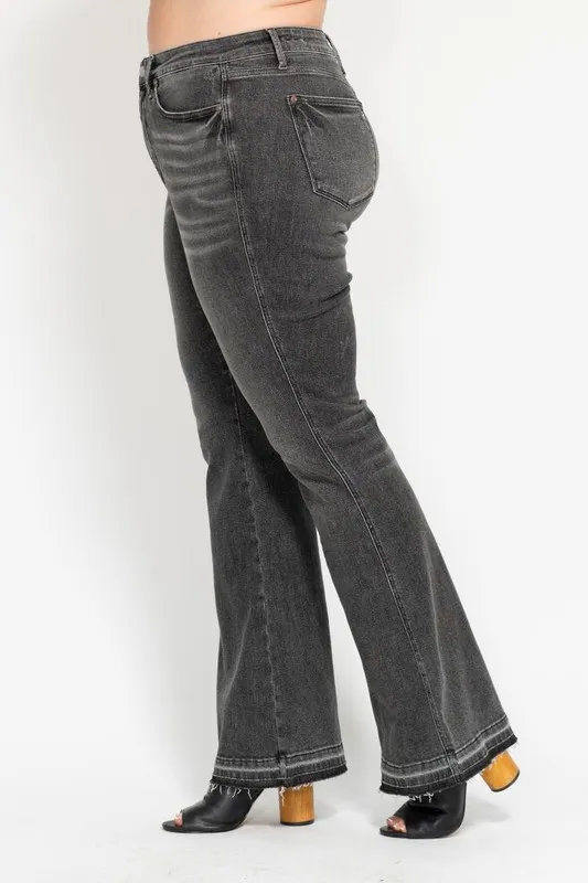 Full Size Mid Rise Tummy Control Washed Gray Release Hem Flare Jeans Plus Size, image 2