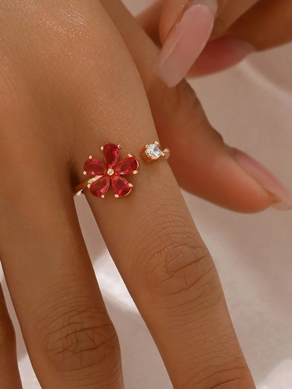 18K Gold-Plated Stainless Steel Zircon Flower Ring, image 2
