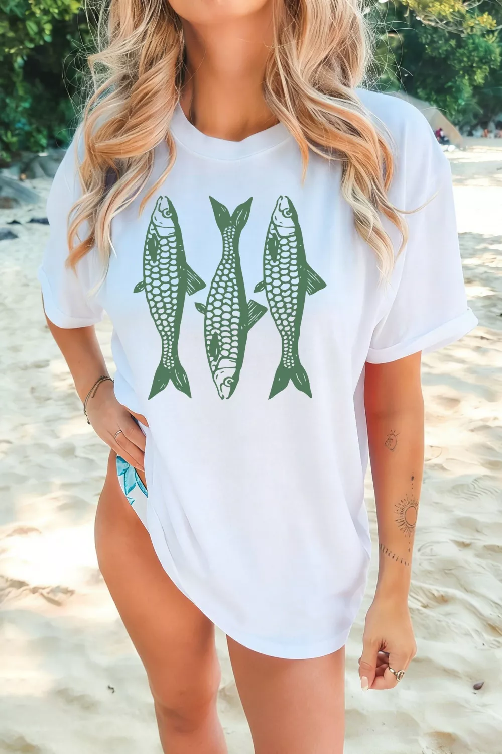 Full Size Unique Fish Graphic Casual Round Neck Tee Plus Size, image 5