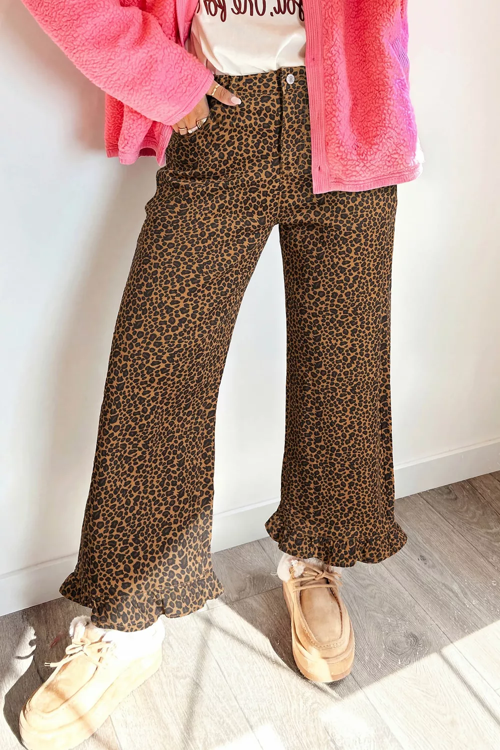 Leopard Print Ruffled Hem Shift Jeans, image 2