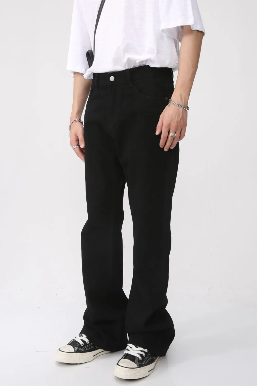 Mid Rise Jeans with Pockets, image 3