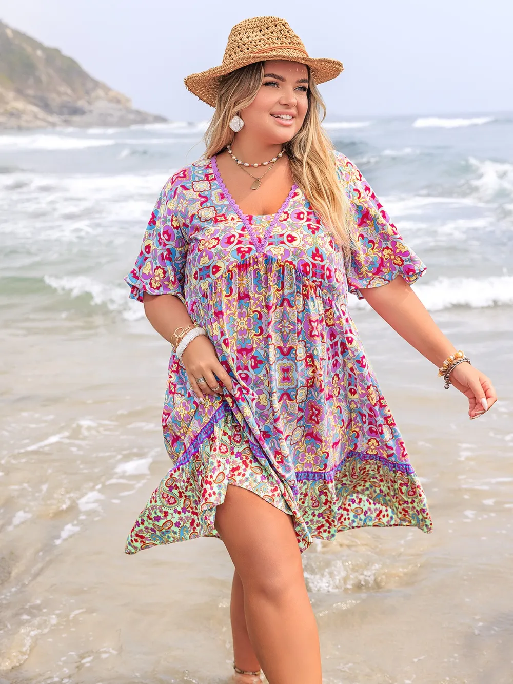 Plus Size Lace Detail Printed Half Sleeve Dress, image 3