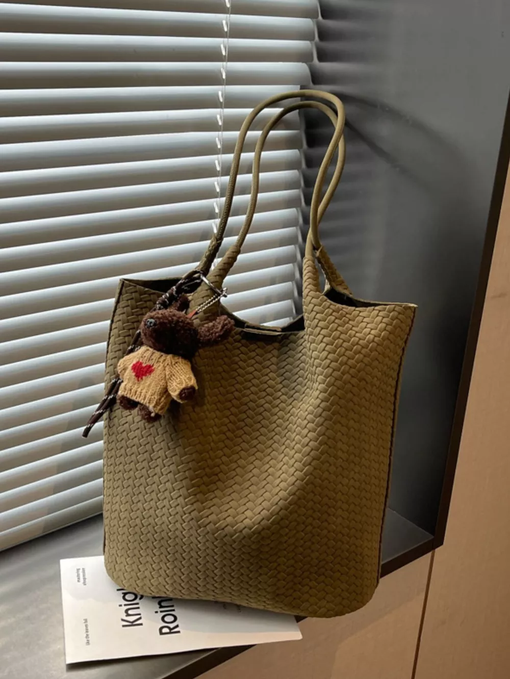 Vintage Woven Texture Shoulder Bag, image 9