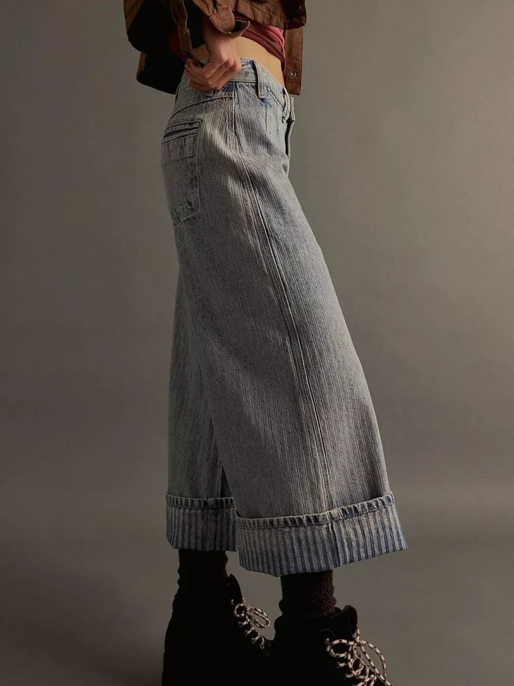 Wide-Leg Cropped Jeans, image 3