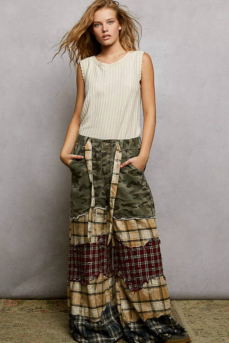 Ribbed Round Neck Tank with Lace Trim, image 2