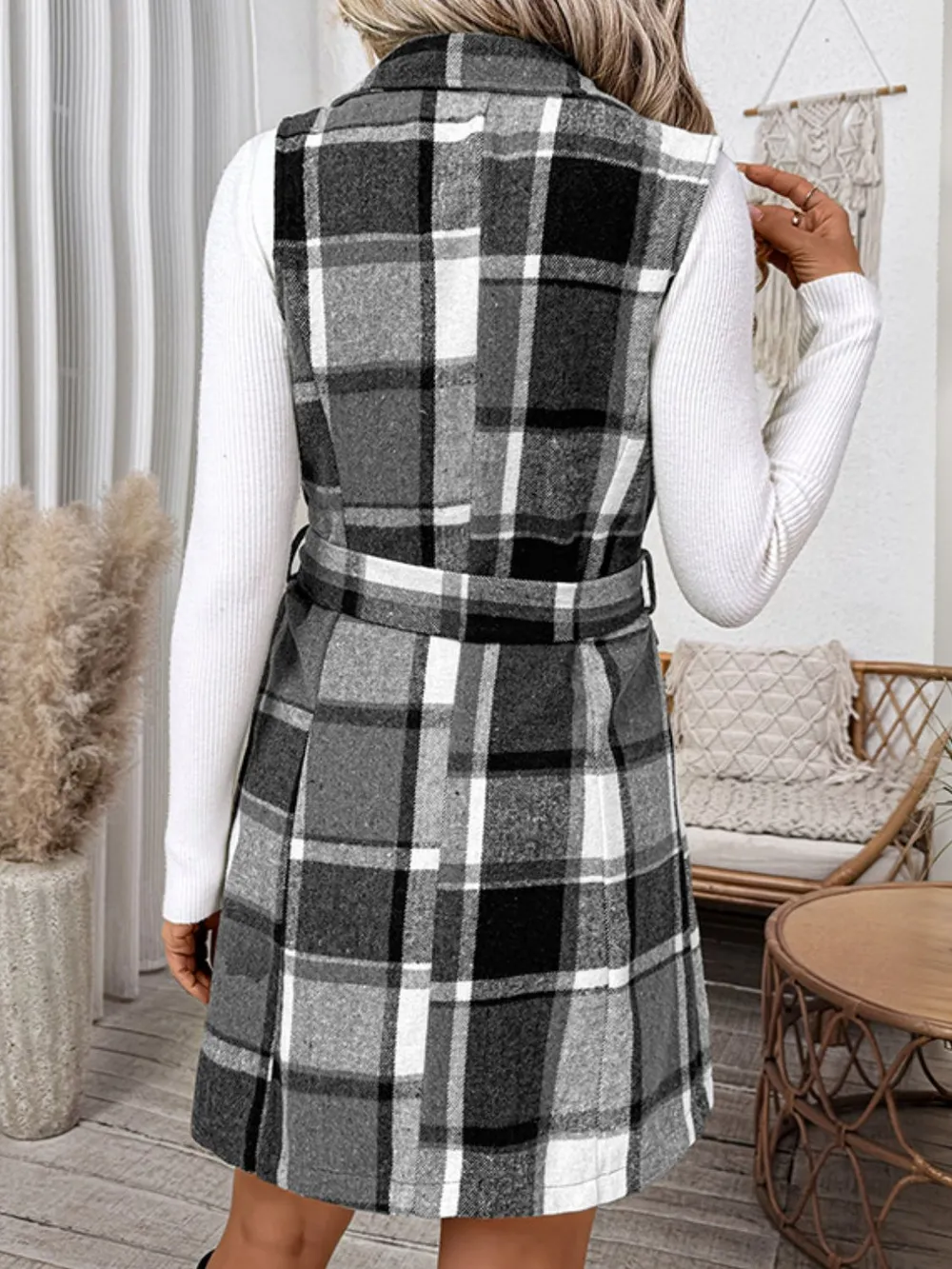 Tied Plaid Vest Coat, image 4