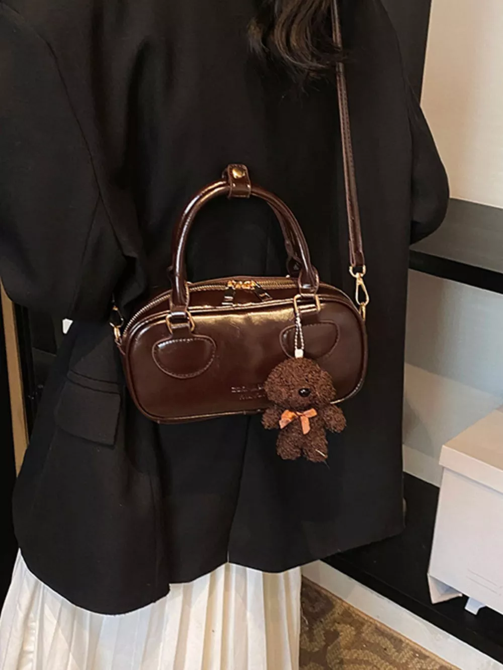 Vintage Style Crossbody Bag with Charm, image 5