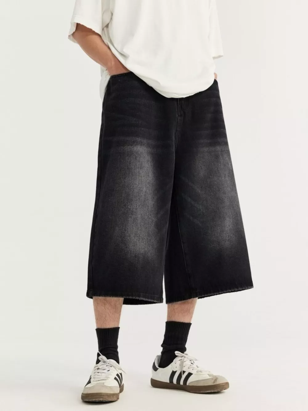 Men's Washed Wide Leg Demin Shorts