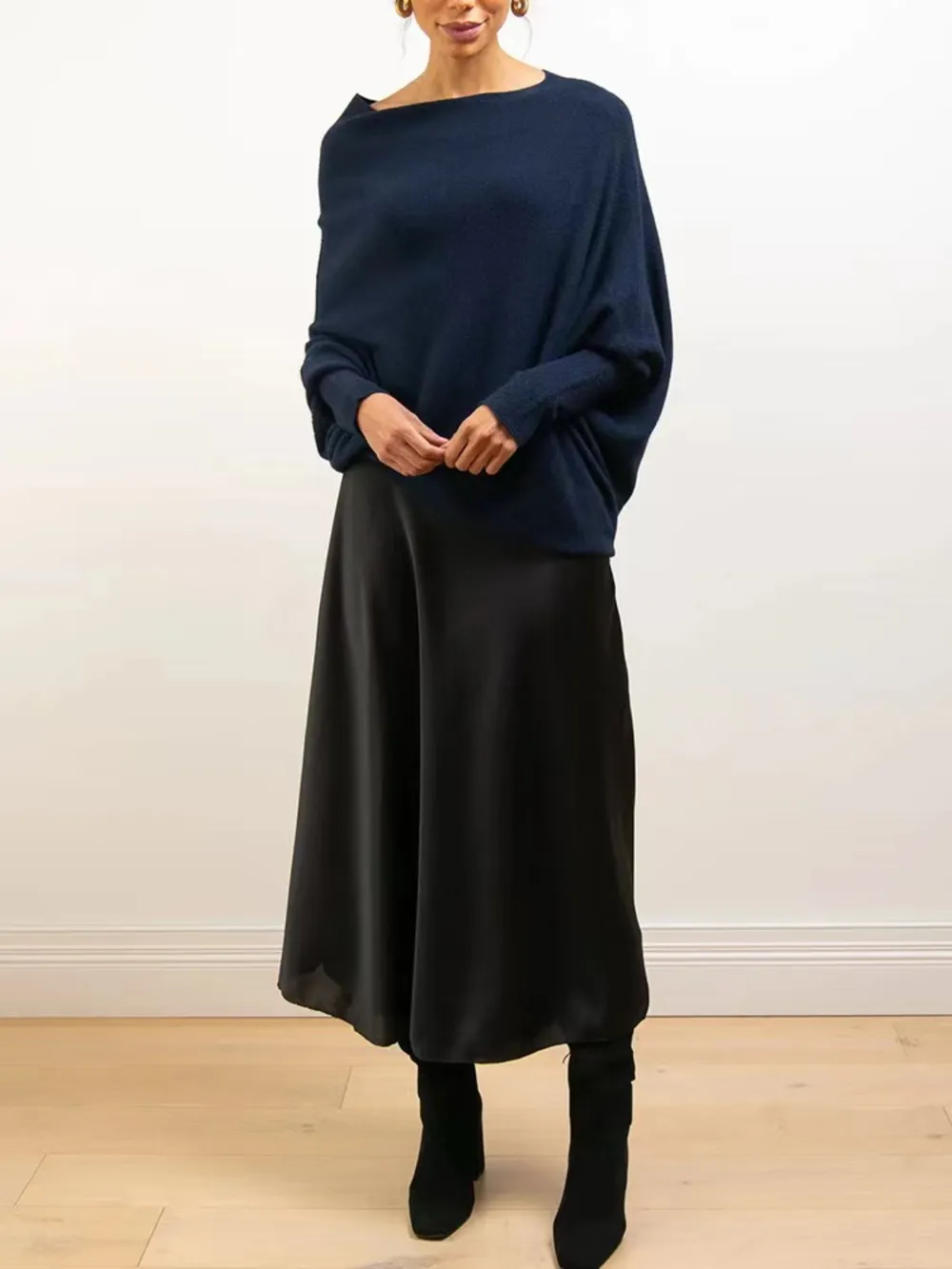 Full Size Boat Neck Batwing Sleeve Knit Top, image 3