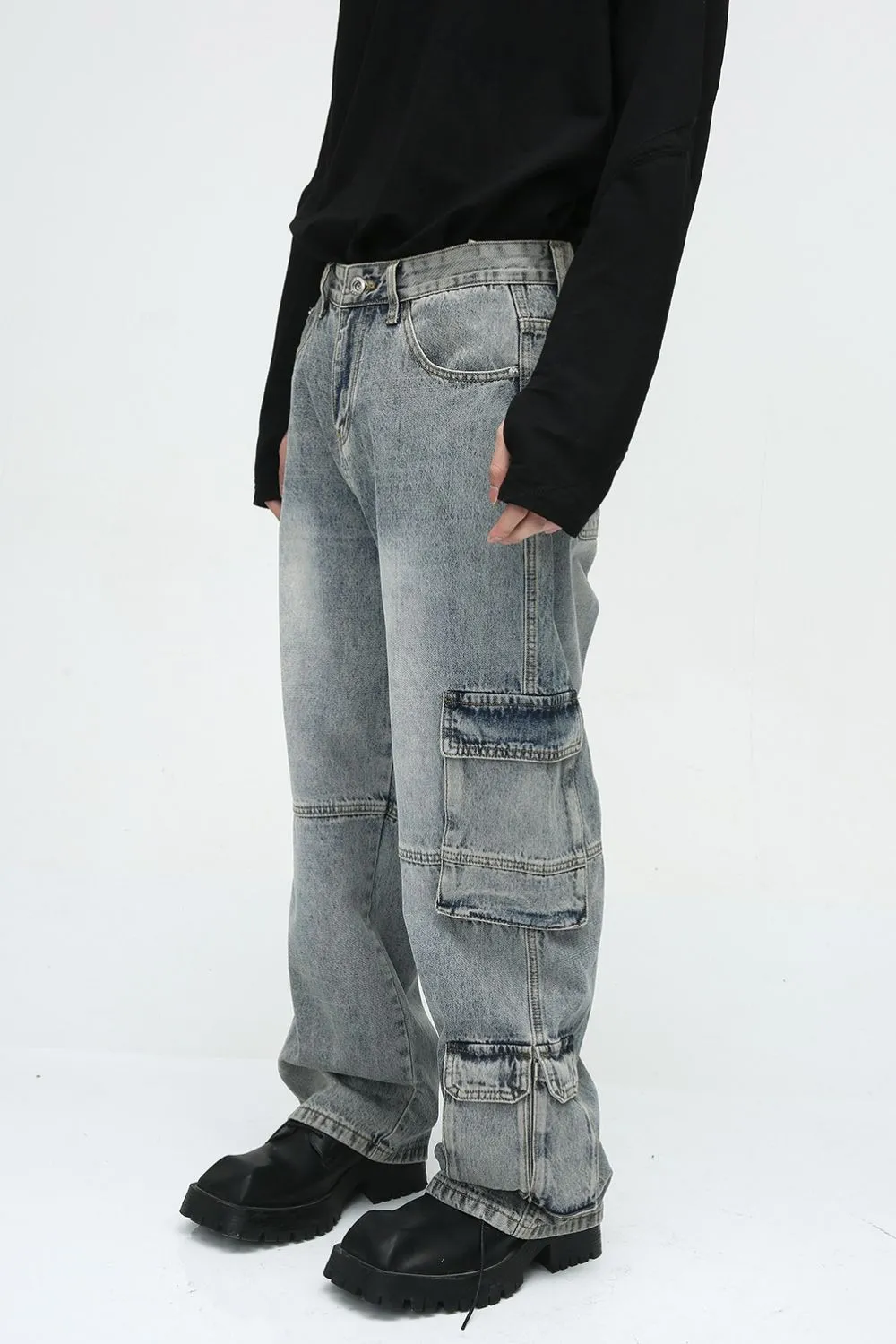 Wide Leg Jeans with Cargo Pockets, image 2