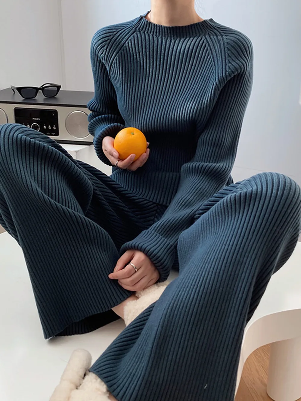 Mock Neck Raglan Sleeve Top and Pants Sweater Set, image 11