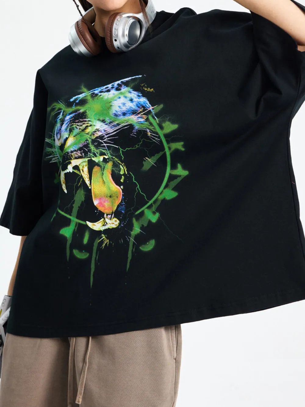 Men's Graphic Round Neck Short Sleeve T-Shirt