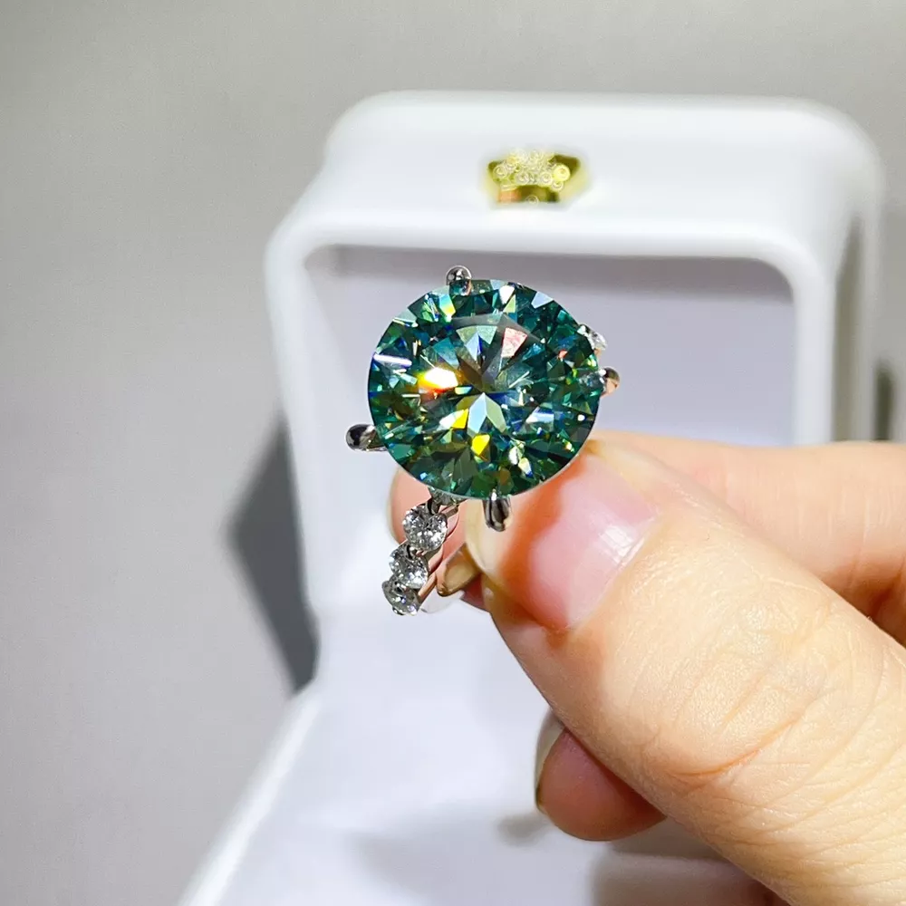10 Carat 925 Sterling Silver Moissanite Ring, image 4