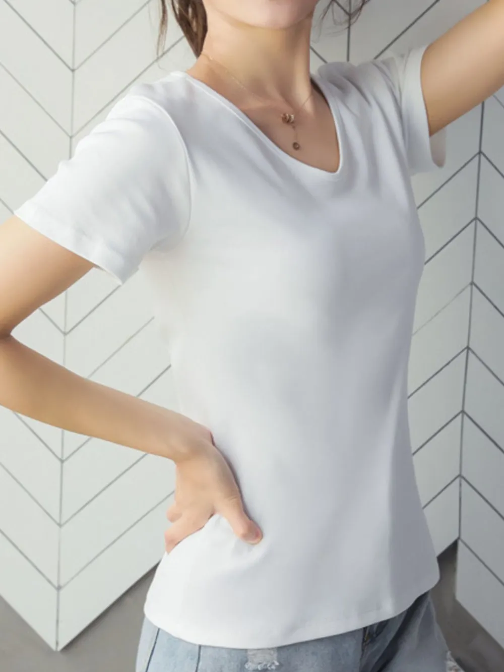 V-Neck Short Sleeve T-Shirt, image 9