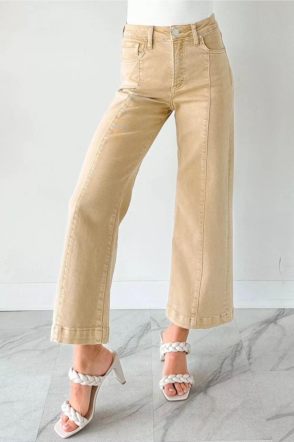 Solid Color Seamed Center Wide Leg Cropped Jeans, image 4