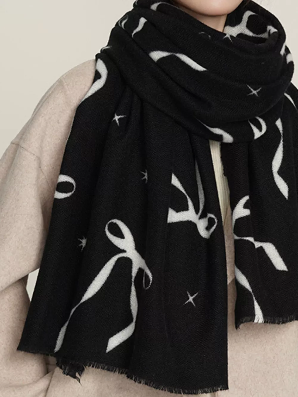 Bow Print Lightweight Scarf, image 4