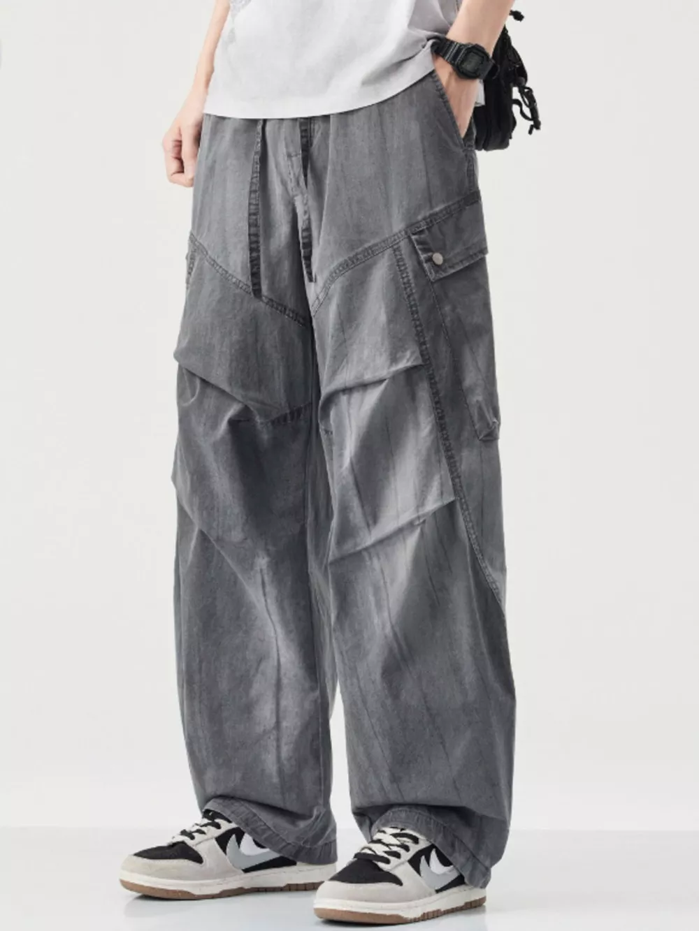 Men's Loose Fit Cargo Pants, image 2
