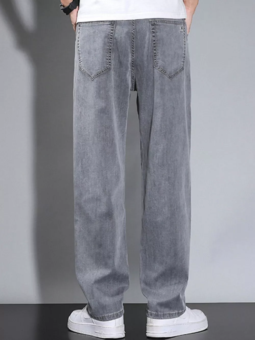 Men's Loose Fit Washed Jeans, image 4