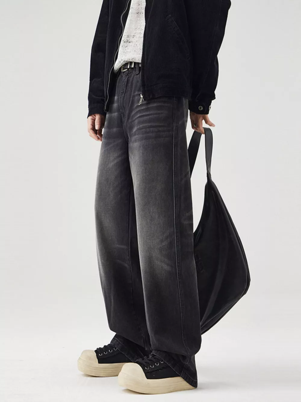 Men's Wide Leg Washed Jeans, image 4