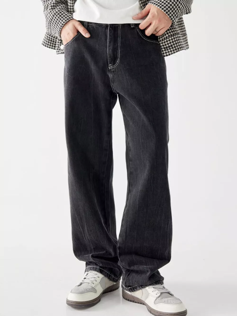 Men's Vintage Wash Loose Fit Jeans, image 9