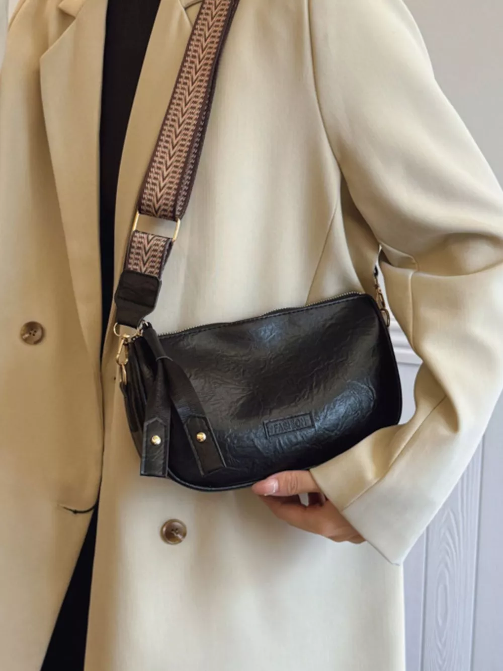 Retro Style Shoulder Crossbody Bag with Wide Strap, image 6