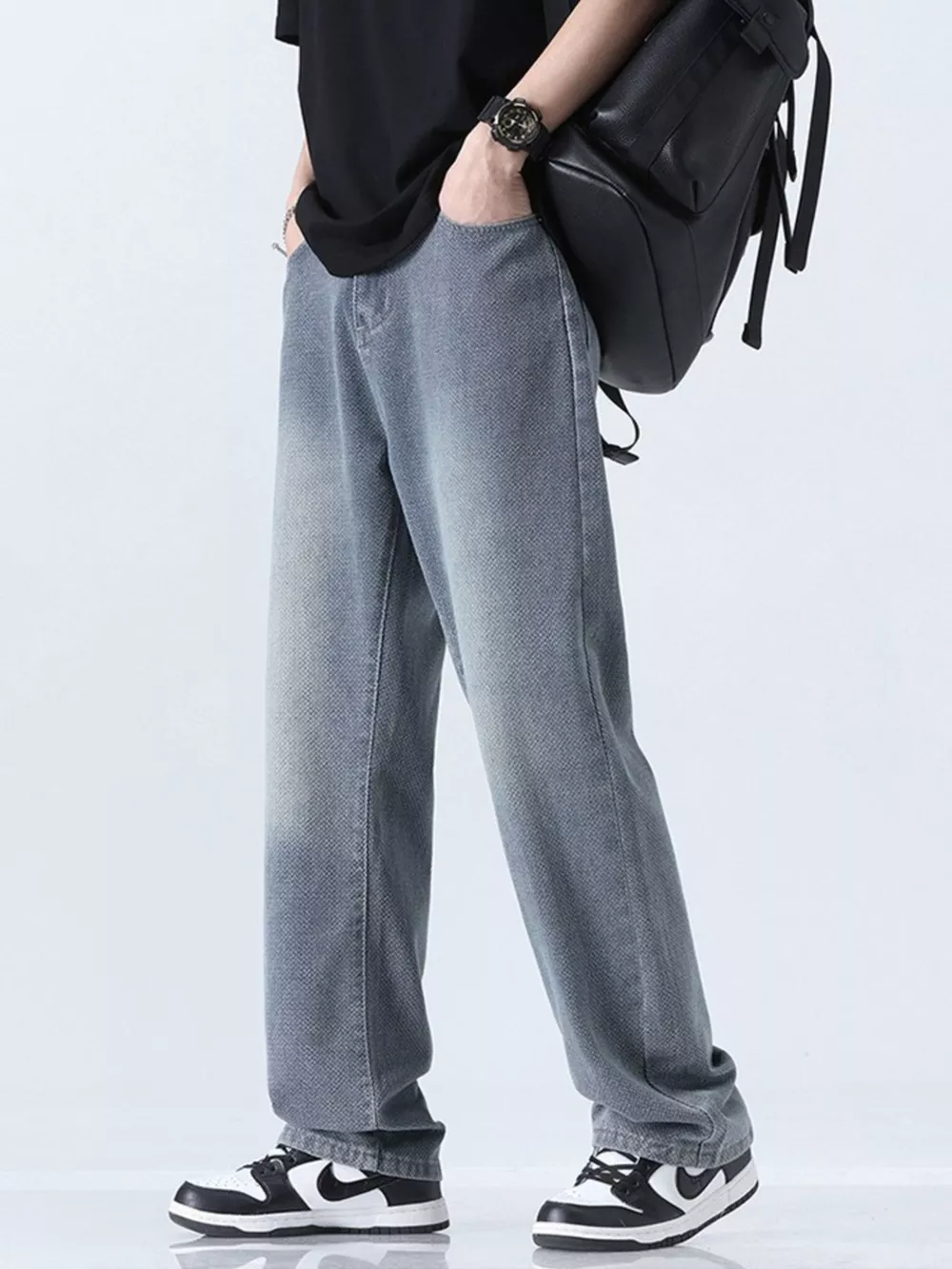 Men's Relaxed Fit Straight Leg Jeans, image 3