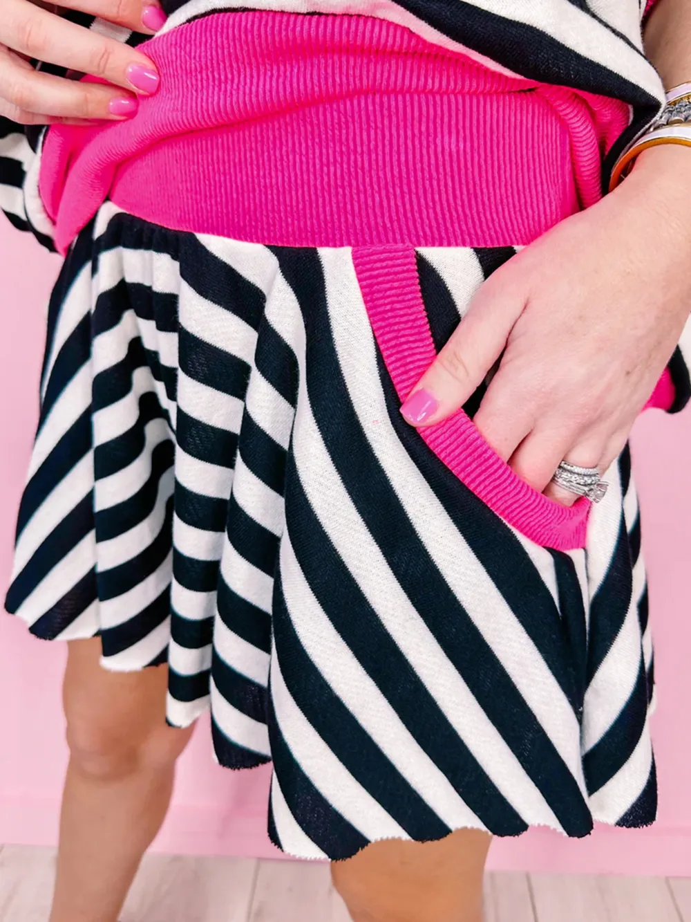Stripe Contrast Ribbed Banding Long Sleeve Blouse and Loose Shorts Set, image 4