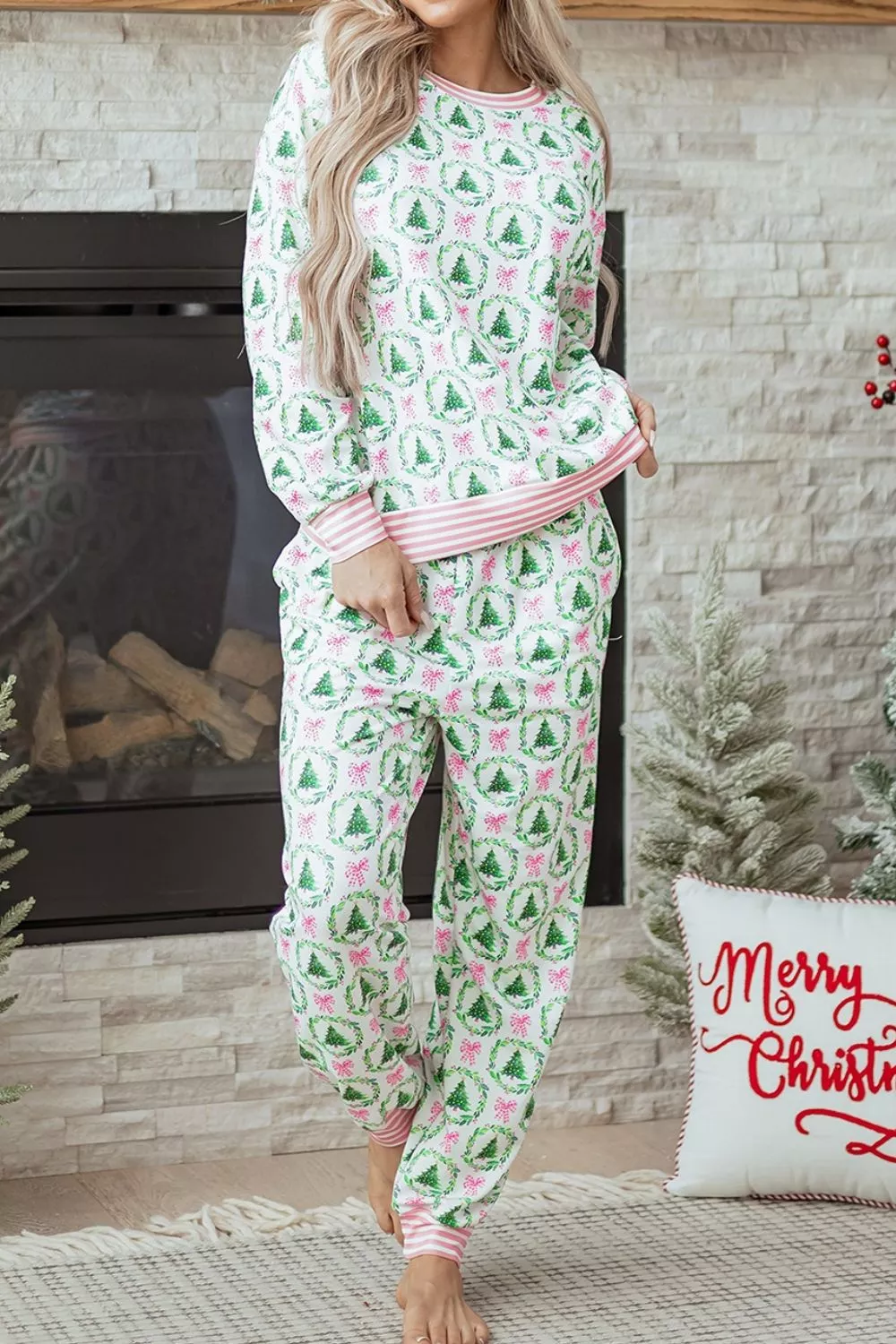 Christmas Tree Print Contrast Striped Banding 2pcs Lounge Set, image 3
